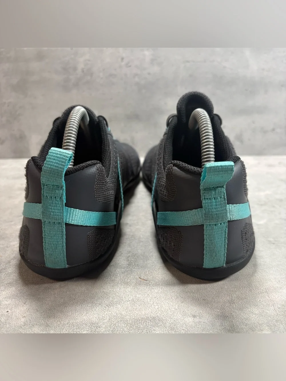 Xero Prio Neo Barefoot Shoes Women's 10 Minimalist Training Sneaker Grey WORN 1x